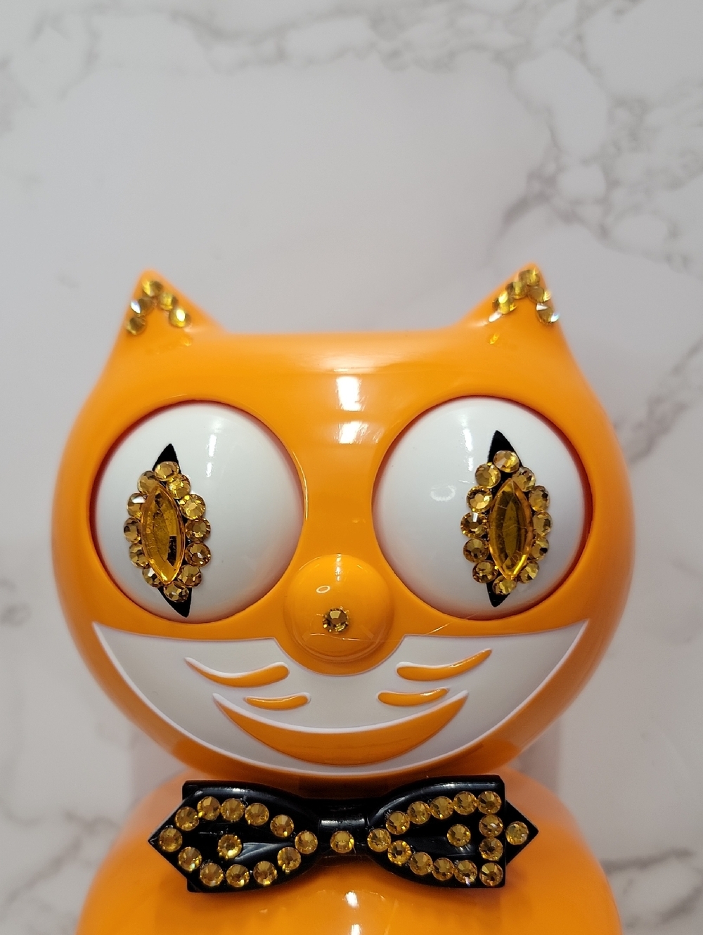 Jeweled Festival Orange Delight Kit Kat Cat Klock Clock